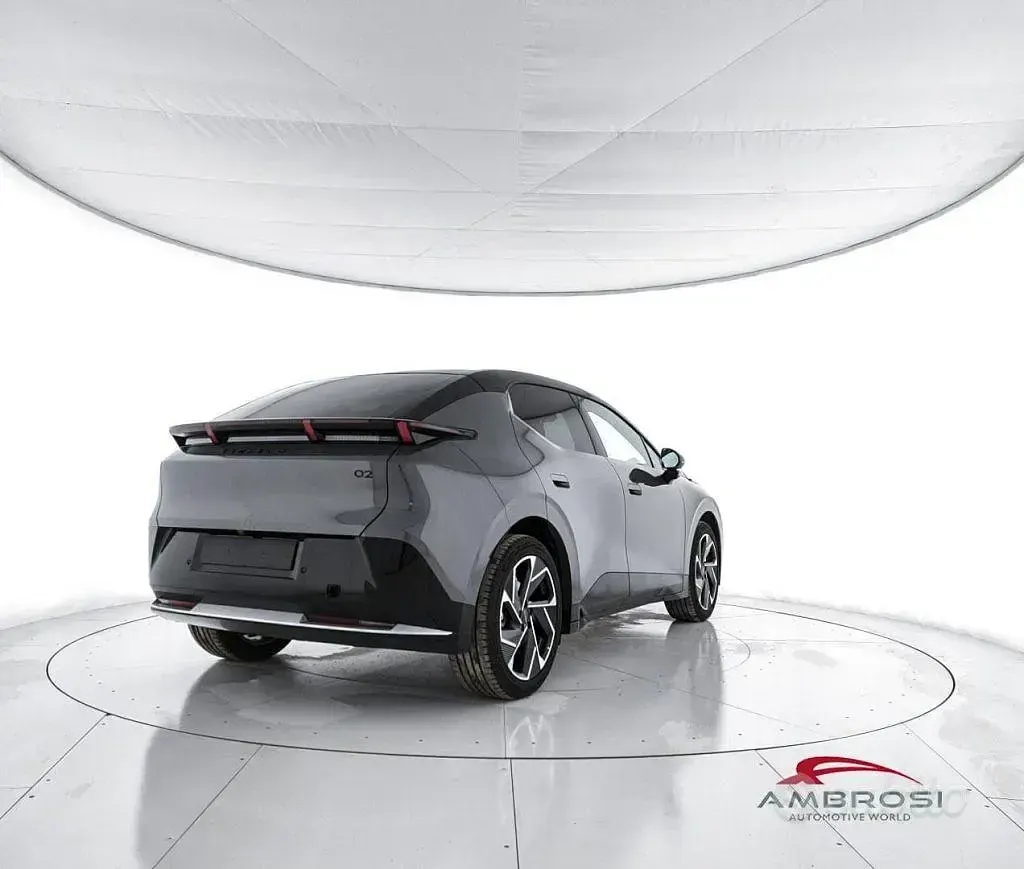 Nuova Lynk & Co 02 200 kW (272 CV) 2025 Grigio SUV