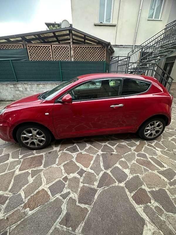 Second-hand Alfa Romeo MiTo Super 95 CP (69 kW) 2018 Roșu Hatchback