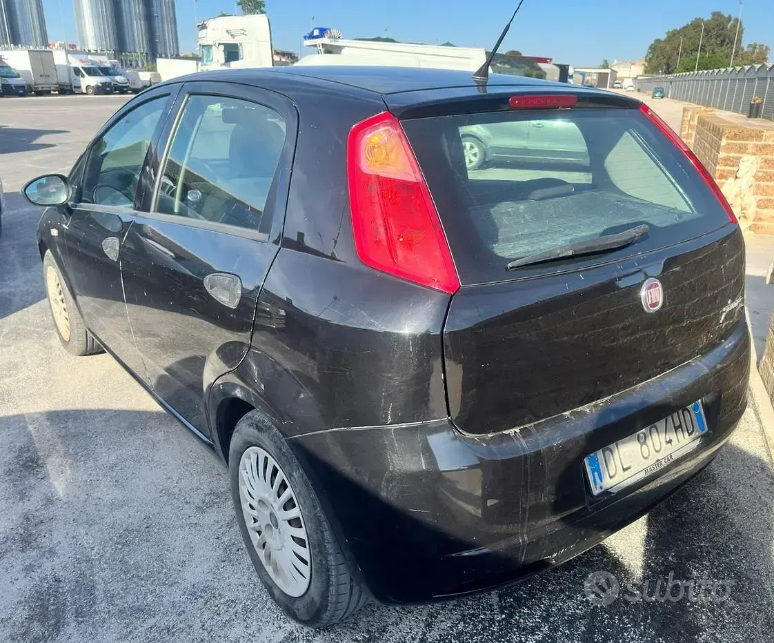Usata Fiat Grande Punto 60 CV (44 kW) 2008 Nero Utilitaria