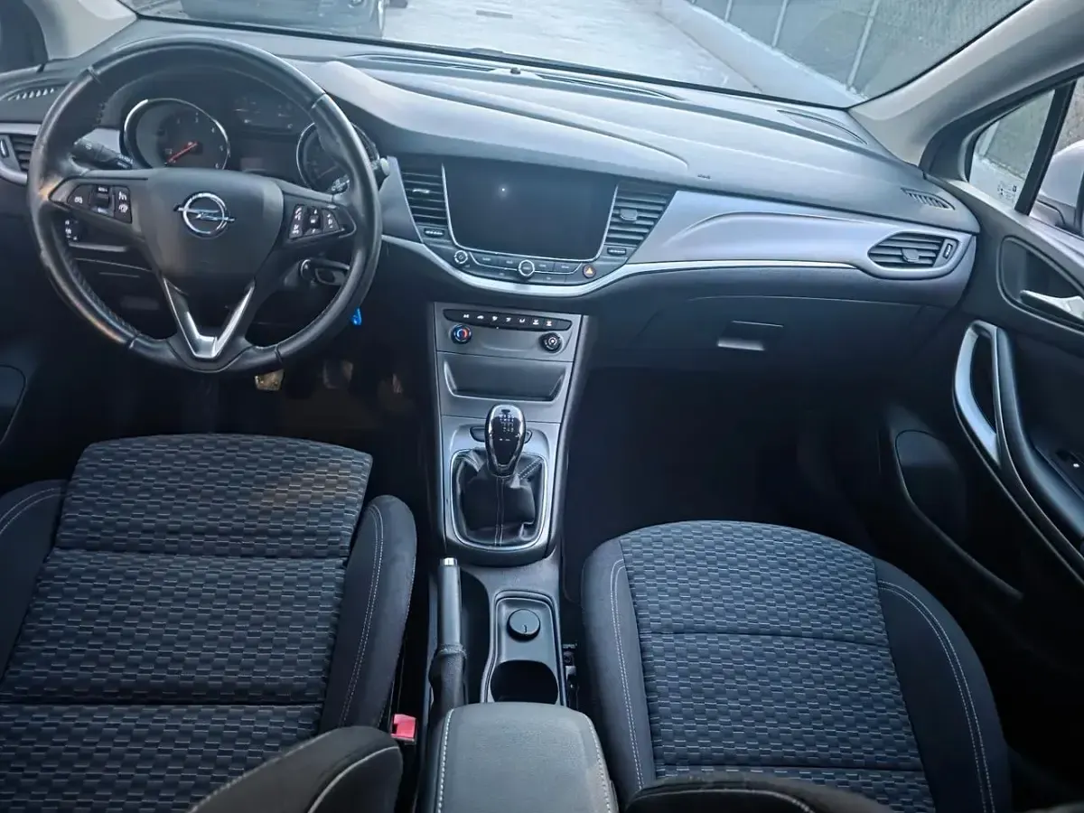 Usata Opel Astra 110 CV (80 kW) 2018 Blu Station wagon