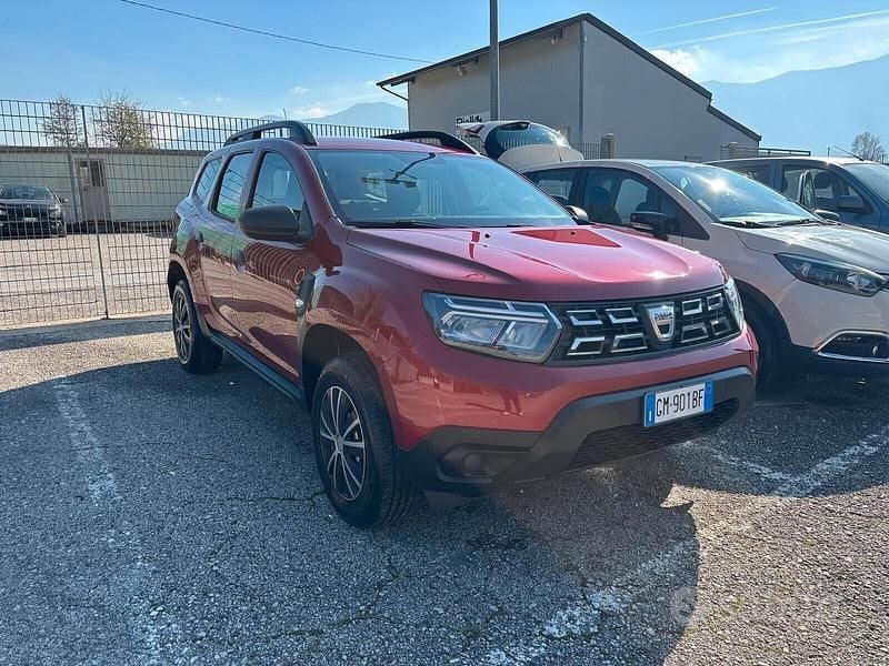Usata Dacia Duster 91 CV (66 kW) 2023 Rosso SUV