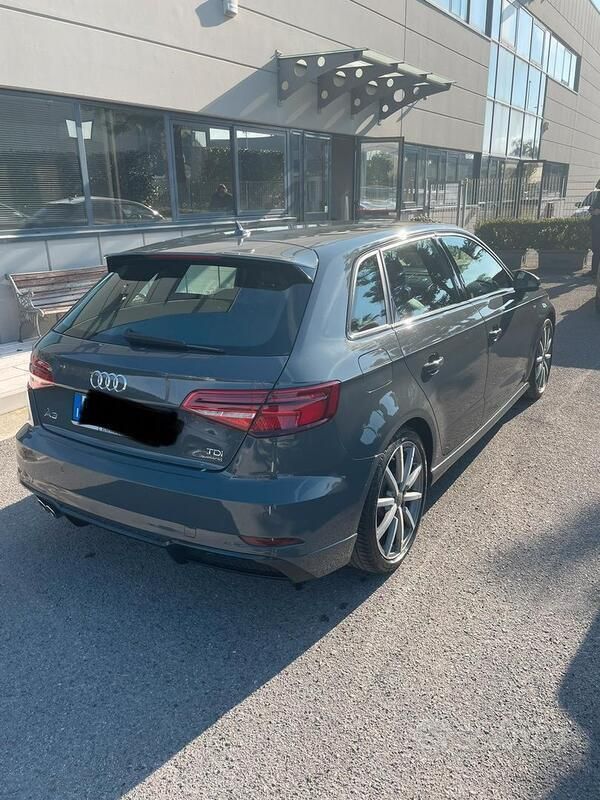Usata Audi A3 Sport 184 CV (135 kW) 2018 Grigio Berlina