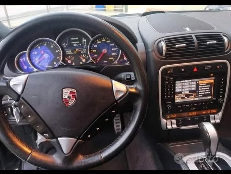 Nero Usata 2008 Porsche Cayenne Turbo SUV | 12.900 € (Ottimo prezzo) - Immagine 1/4