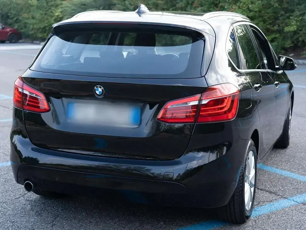 Usata BMW 216 Active Tourer Efficient Dynamics 116 CV (85 kW) 2017 Nero Monovolume