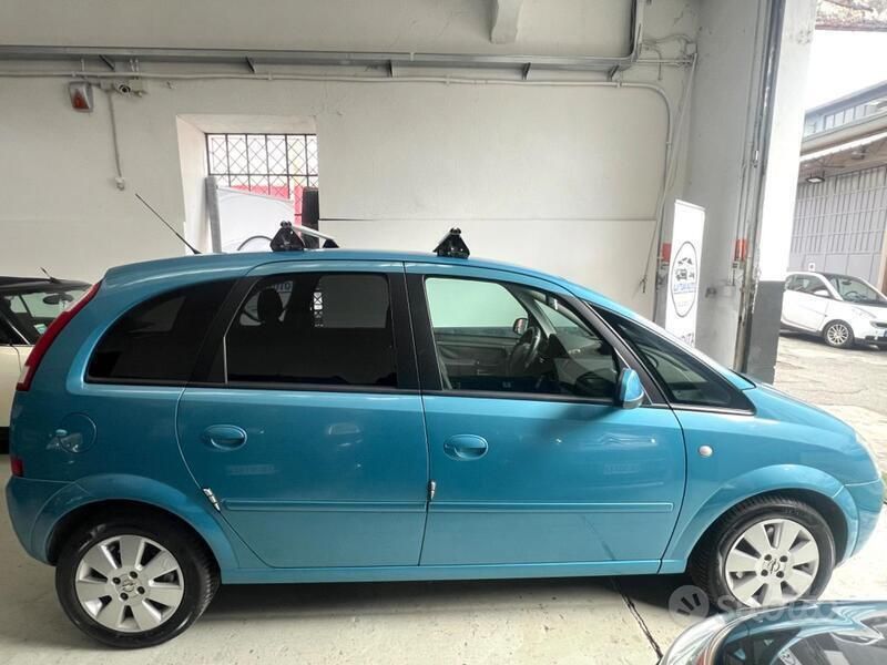 Usata Opel Meriva Cosmo 101 CV (74 kW) 2004 Other Monovolume
