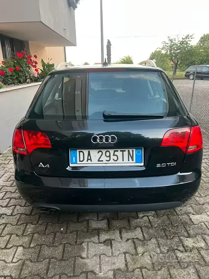 Usata Audi A4 140 CV (102 kW) 2006 Bluazzurro Station wagon