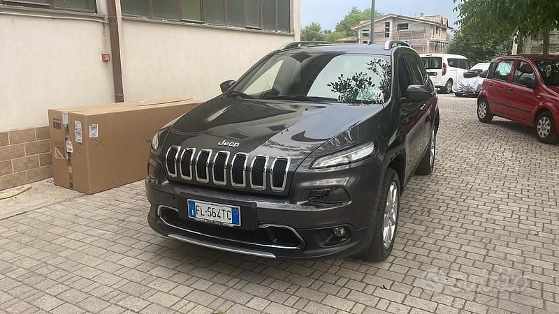 Usata Jeep Cherokee Overland 200 CV (147 kW) 2017 Grigio SUV