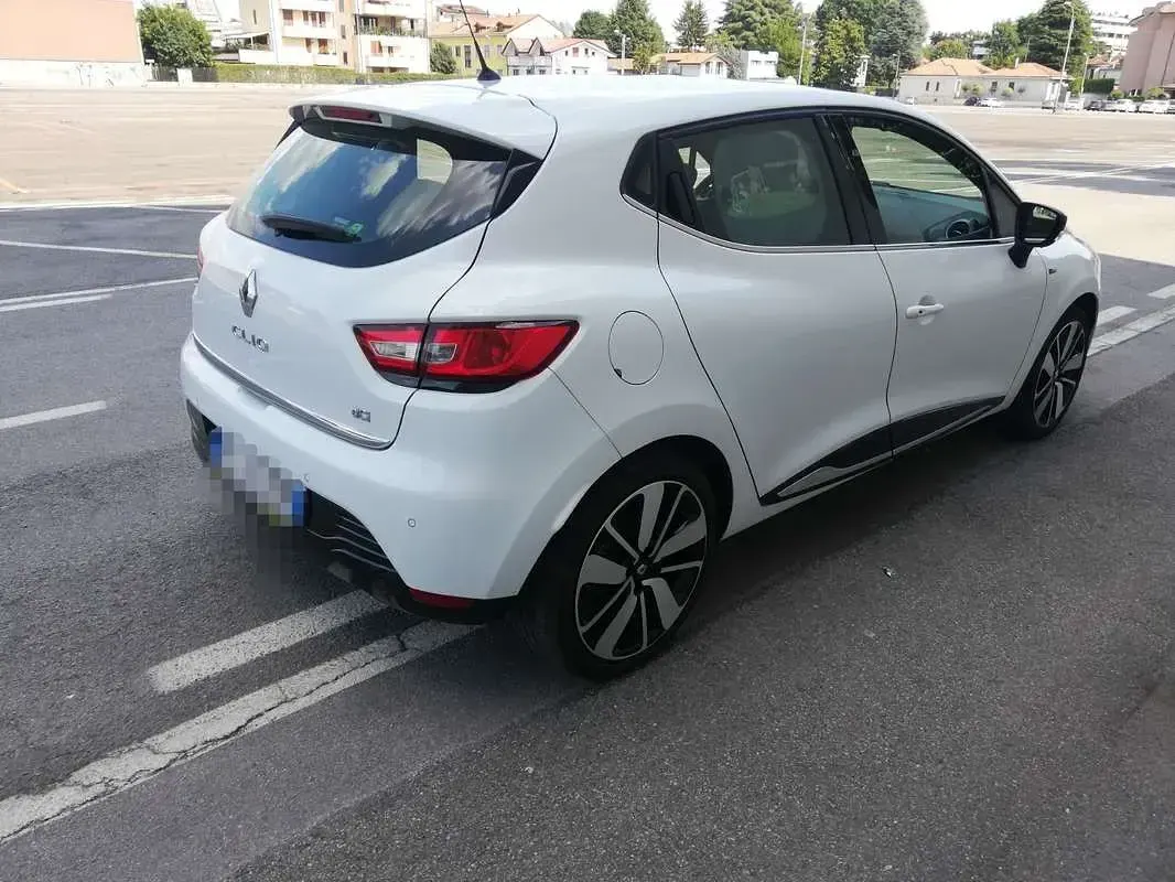 Usata Renault Clio IV 90 CV (66 kW) 2016 Berlina