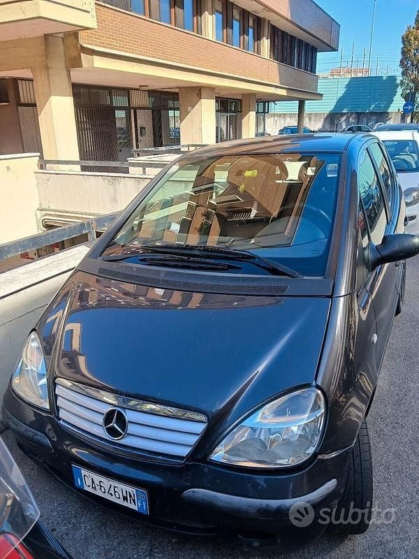 Usata 2002 Mercedes A140 Tre volumi | 700 € (Super prezzo) - Immagine 1/4