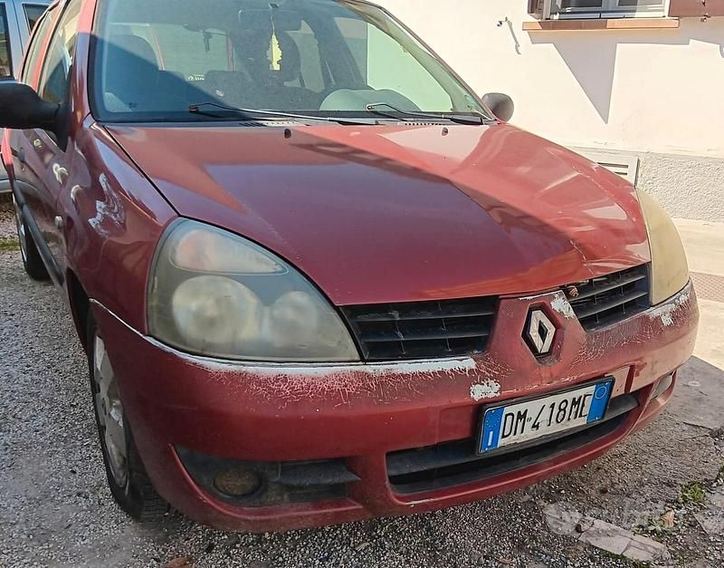Usado Renault Clio II 58 CV (42 kW) 2007 Utilitario