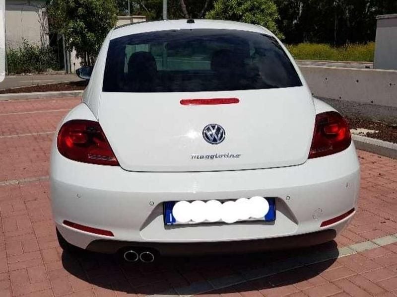 Usata VW Beetle Sportline 150 CV (110 kW) 2015 Bianco Utilitaria