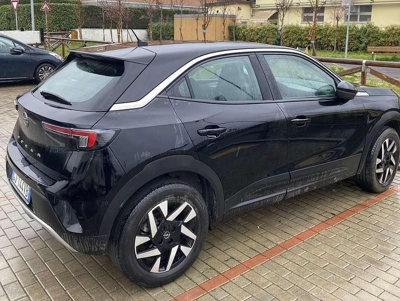 Usata Opel Mokka Elegance 101 CV (74 kW) 2022 Nero SUV