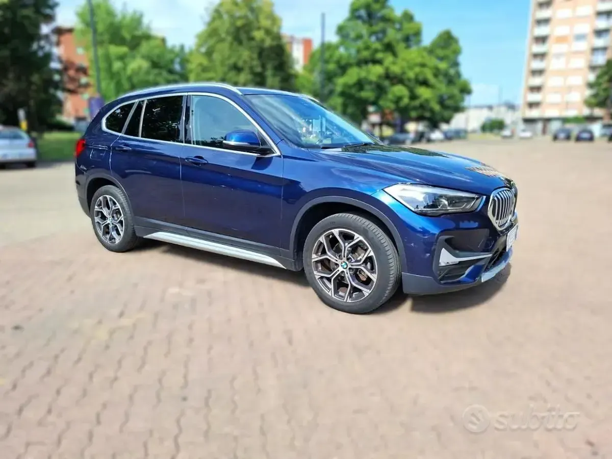 Usata BMW X1 xLine 116 CV (85 kW) 2020 Bluazzurro SUV
