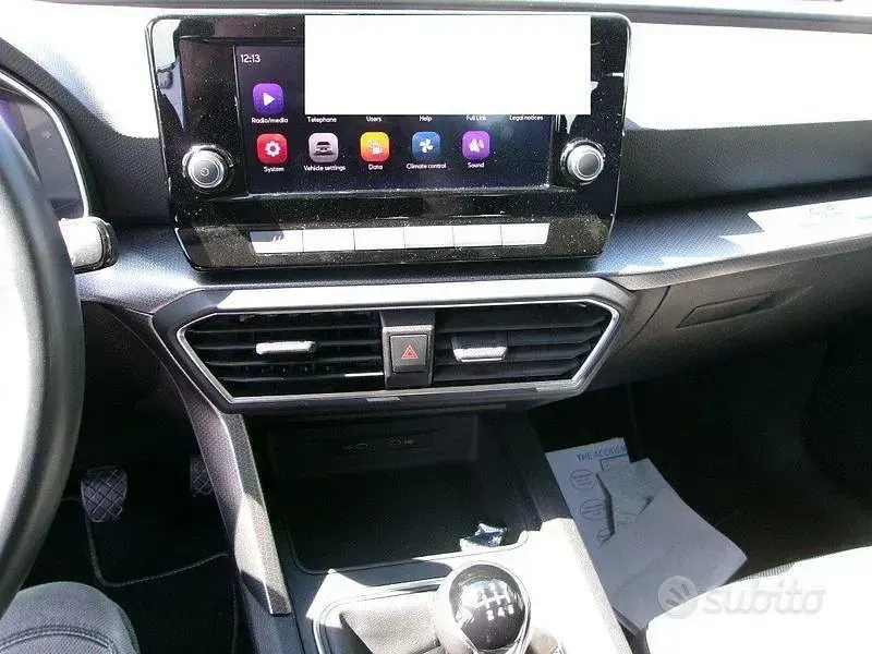 Usata Seat Leon Style 116 CV (85 kW) 2023 Nero Station wagon