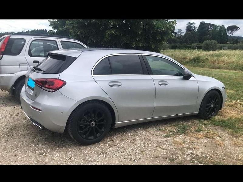 Usata Mercedes A160 Business 90 CV (66 kW) 2019 Argento Berlina