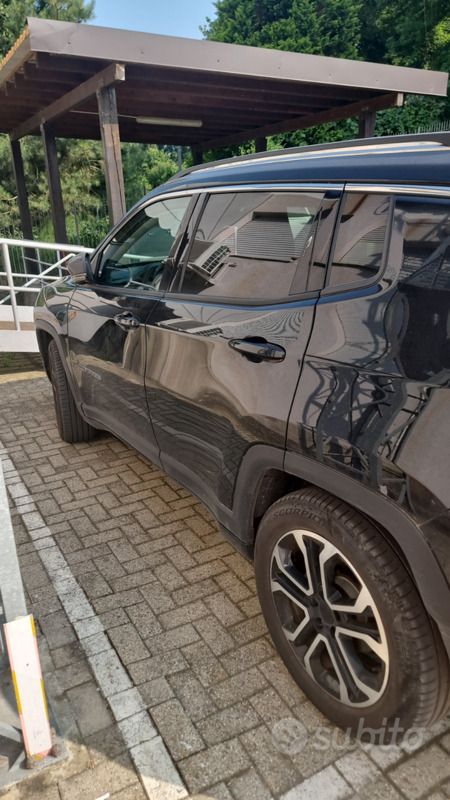 Usata Jeep Compass 150 CV (110 kW) 2021 Nero SUV