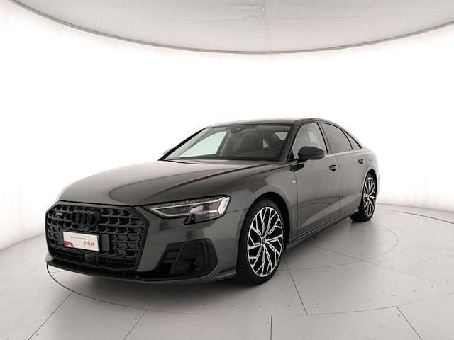 Usata Audi A8 Ambiente 462 CV (339 kW) 2024 Grigio Berlina