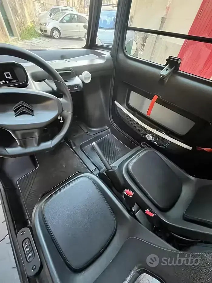 Usata Citroën AMI 2022 Grigio Berlina