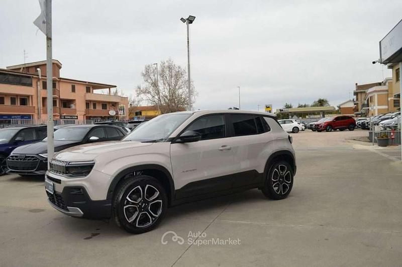 Usata Jeep Avenger Summit 101 CV (74 kW) 2025 Stone SUV