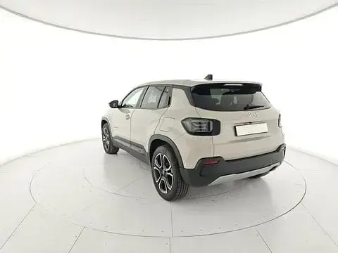 Usata Jeep Avenger Summit 101 CV (74 kW) 2025 Beige SUV