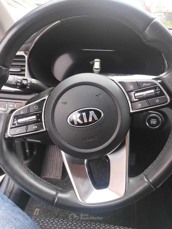 Usata Kia XCeed 159 CV (116 kW) 2021 Gray SUV