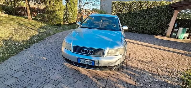 Usata Audi A4 130 CV (95 kW) 2003 Grigio Station wagon