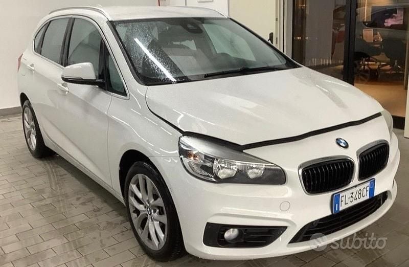 Usata BMW 216 Active Tourer Luxury Line 116 CV (85 kW) 2018 Bianco Monovolume