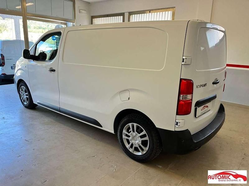 Usata Peugeot Expert 116 CV (85 kW) 2017 Bianco Furgone