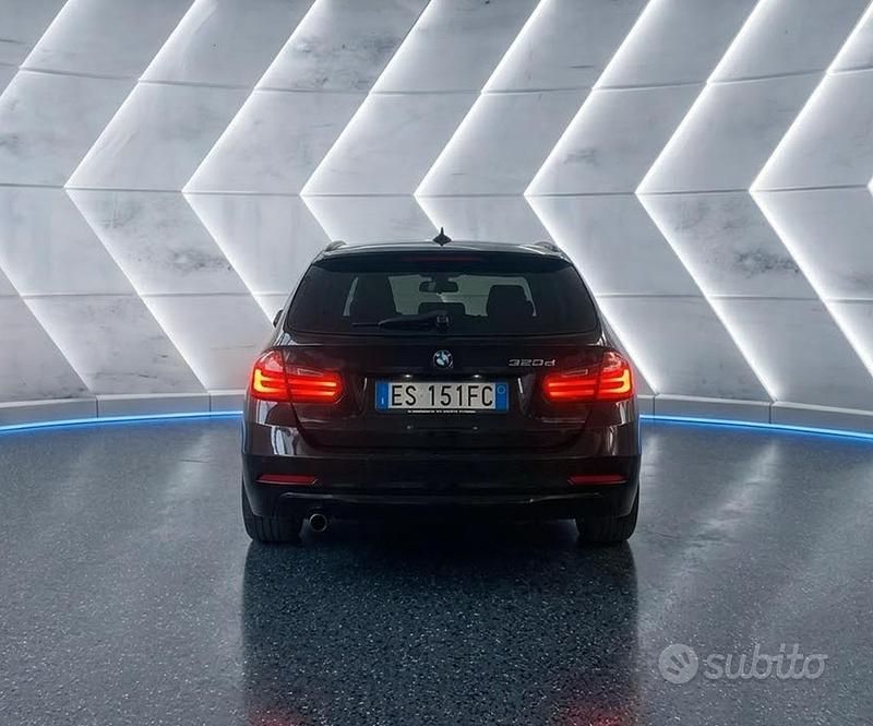 Usata BMW 320 184 CV (135 kW) 2012 Nero Station wagon