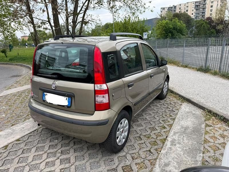 Begagnad Fiat Panda Dynamic 69 HK (50 kW) 2009 Halvkombi