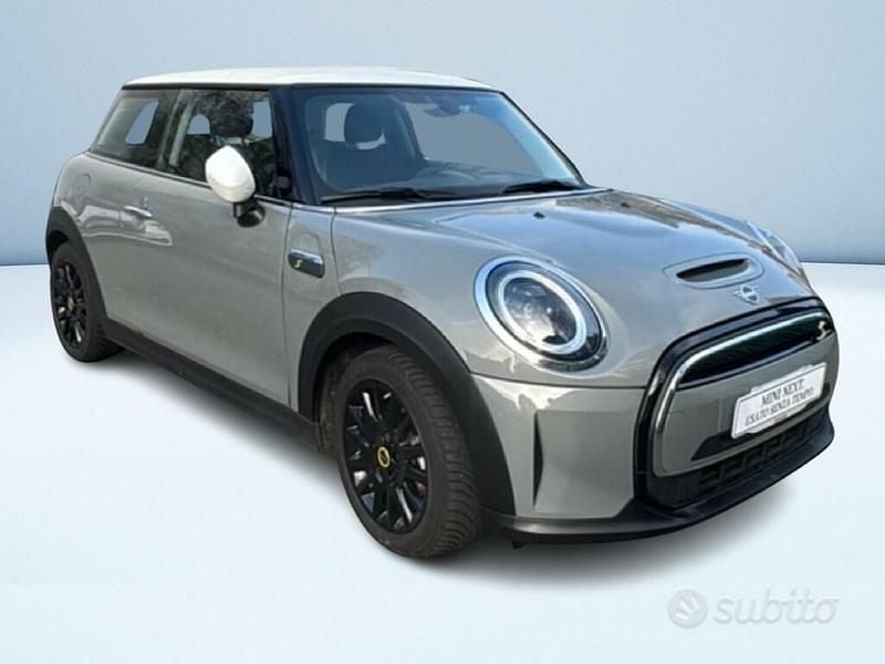 Usata Mini Cooper SE Classic 135 kW (184 CV) 2021 Grigio metallizzato Utilitaria