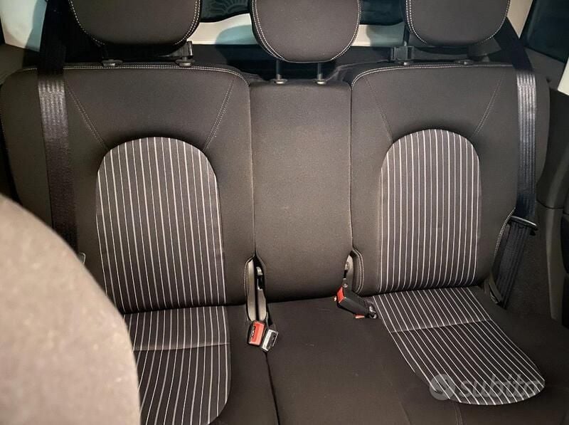 Usata Lancia Musa 77 CV (56 kW) 2010 Grigio Monovolume