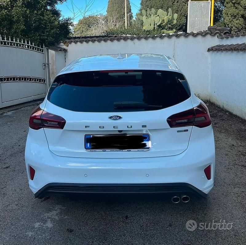 Usata Ford Focus ST-Line 125 CV (91 kW) 2023 Bianco Berlina