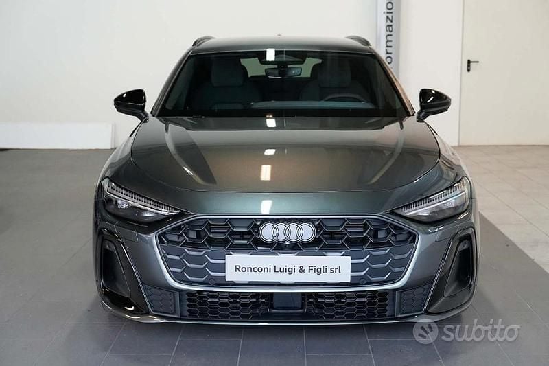 Nuova Audi A5 S-Line 204 CV (150 kW) 2025 Grigio Station wagon