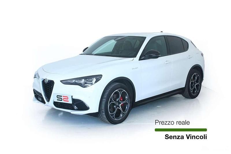 Usata Alfa Romeo Stelvio Veloce 209 CV (153 kW) 2024 Bianco SUV