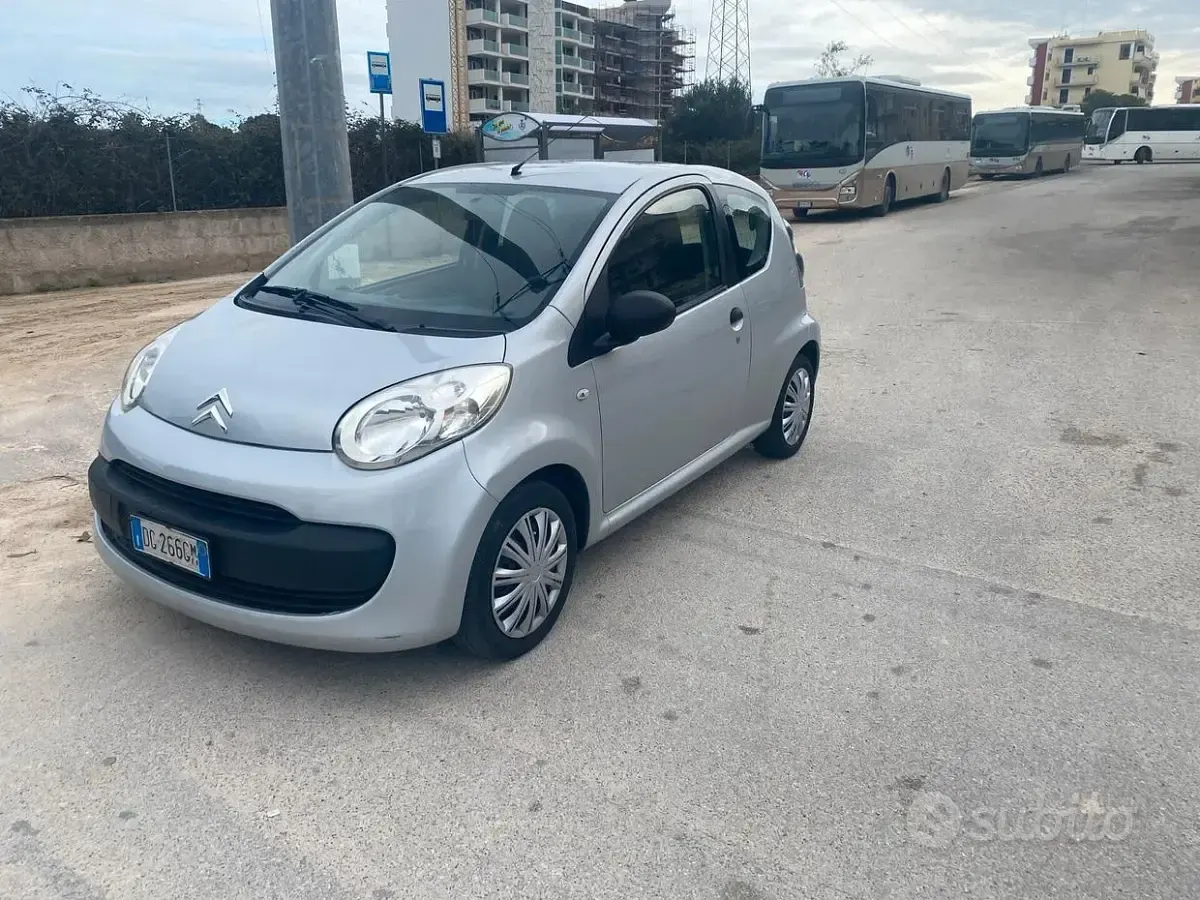 Usata Citroën C1 68 CV (50 kW) 2007 Grigio Utilitaria