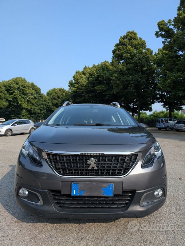 Usata Peugeot 2008 Active 83 CV (61 kW) 2019 Grigio SUV