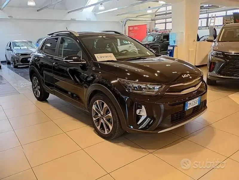 Usata Kia Stonic Style 101 CV (74 kW) 2023 Nero SUV