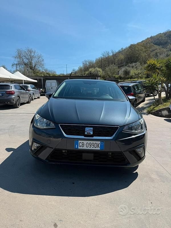 Usata Seat Ibiza Business 95 CV (69 kW) 2020 Grigio Utilitaria