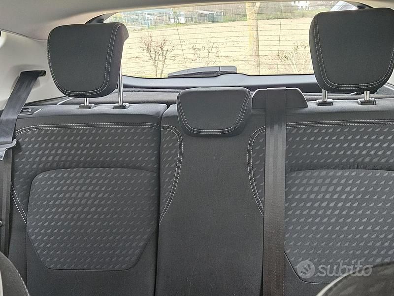 Usata Ford Fiesta Titanium 86 CV (63 kW) 2018 Grigio Utilitaria