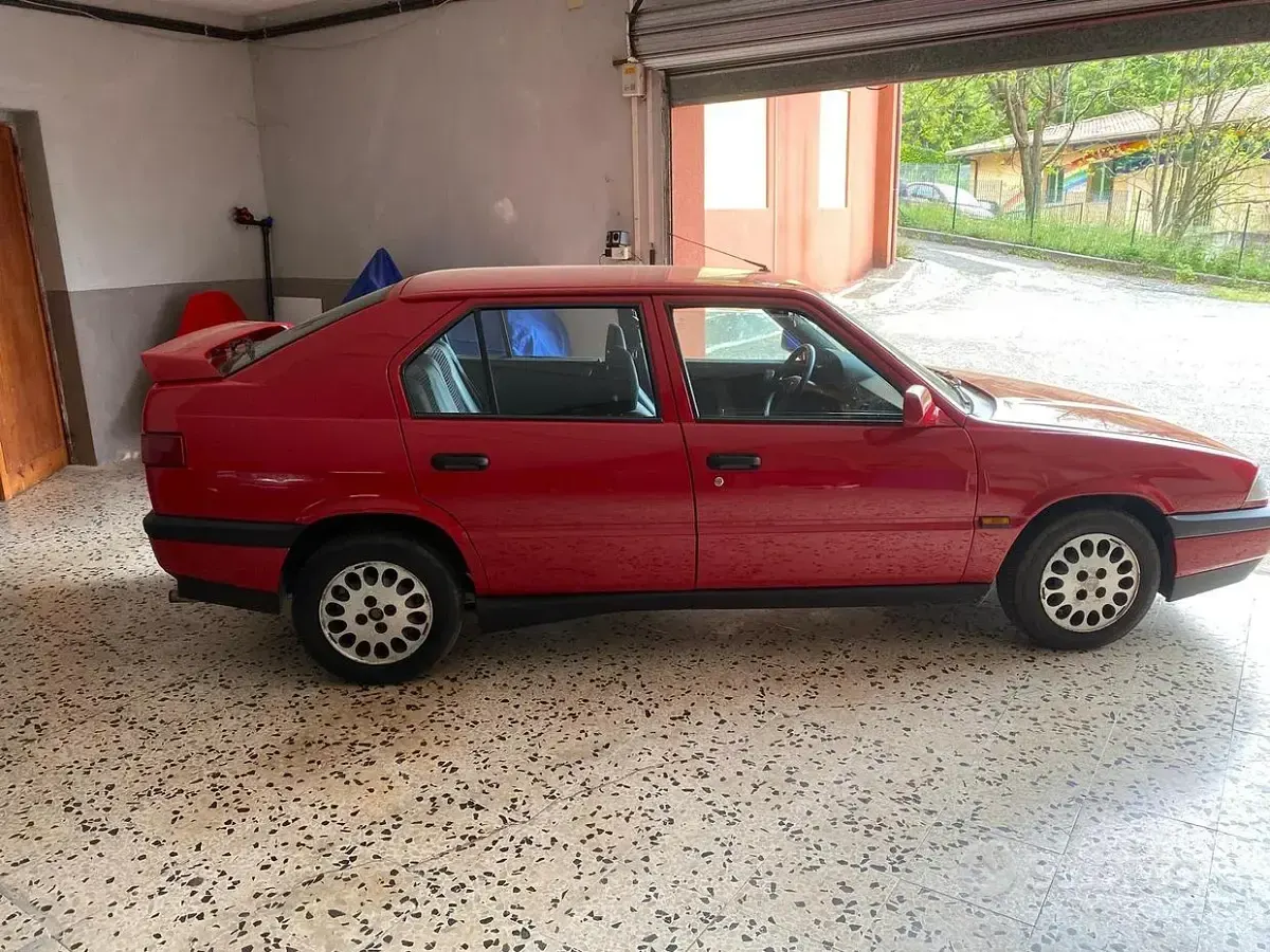 Usata Alfa Romeo 33 88 CV (64 kW) 1993 Rosso Berlina