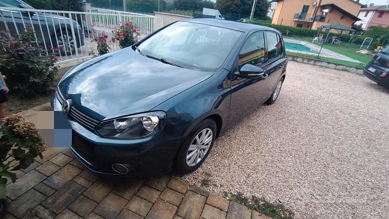 Usata VW Golf VI 105 CV (77 kW) 2012 Blu Utilitaria