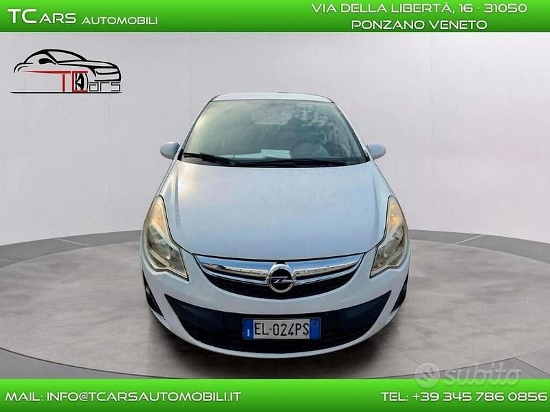 Usata Opel Corsa 86 CV (63 kW) 2012 Bianco Utilitaria