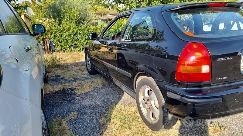 Usata Honda Civic 1996 Nero Utilitaria