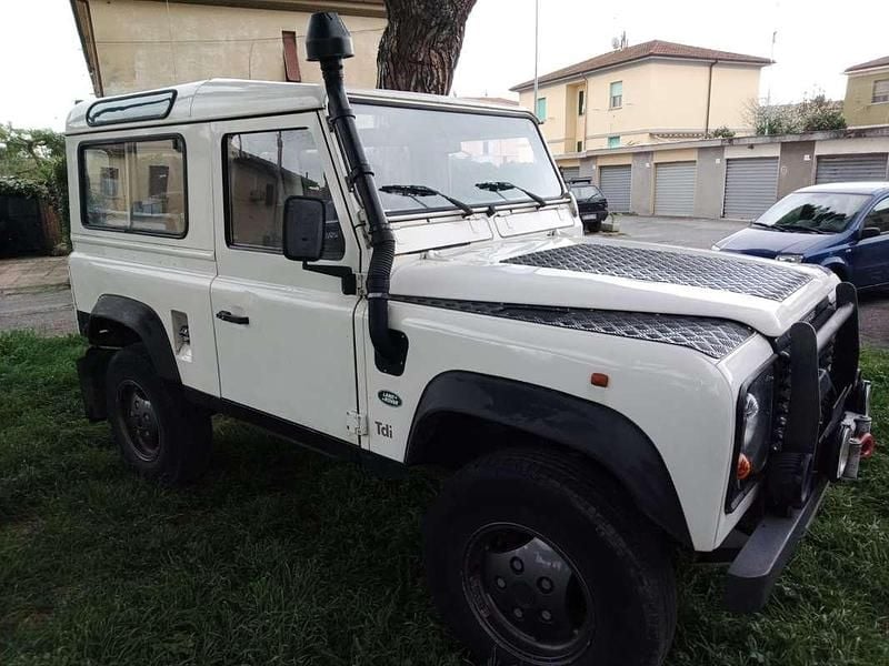 Usata Land Rover Defender 113 CV (83 kW) 1997 SUV
