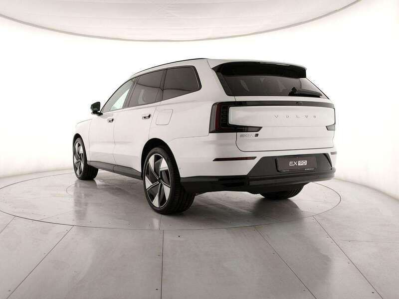 Nuova Volvo EX90 Ultra 252 kW (343 CV) 2025 Cristal white pearl SUV