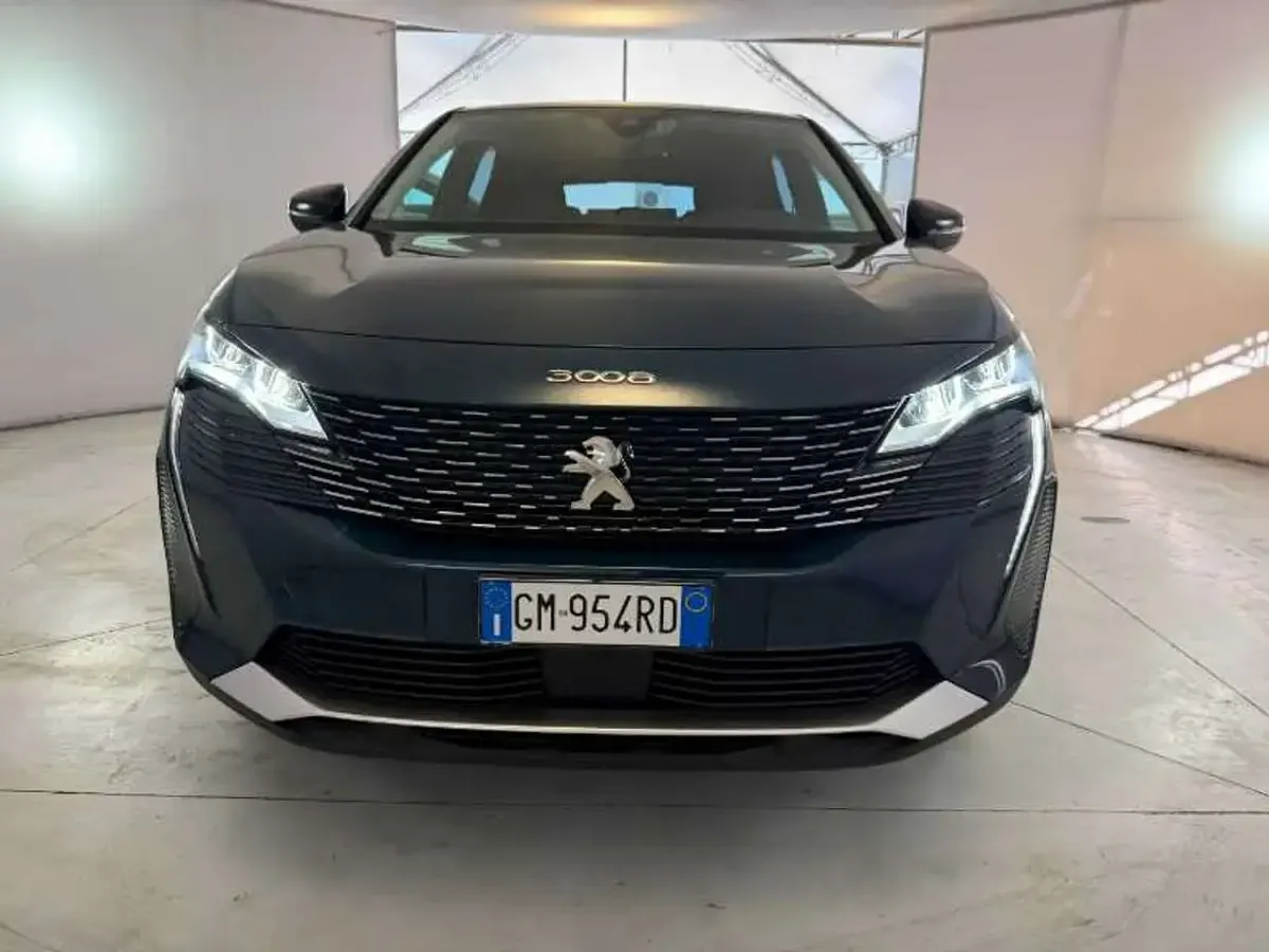 Usata Peugeot 3008 Allure 131 CV (96 kW) 2023 Blu SUV