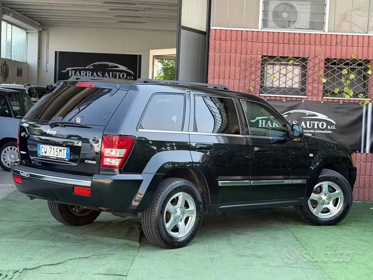 Usata Jeep Grand Cherokee Laredo 218 CV (160 kW) 2005 Other SUV