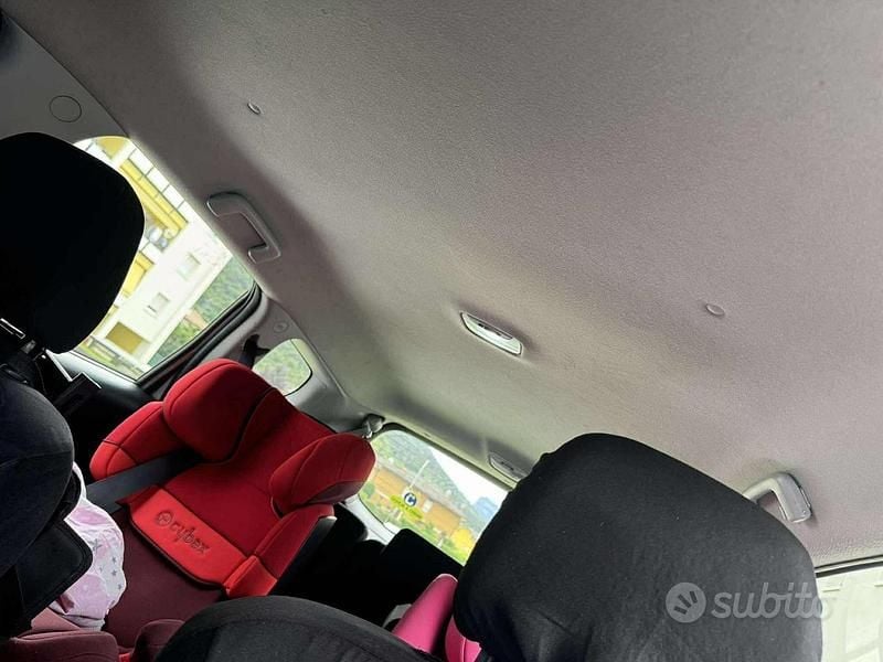 Usata Mitsubishi Outlander Instyle 140 CV (102 kW) 2007 Grigio SUV