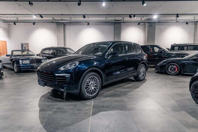 Blu Usata 2015 Porsche Cayenne SUV | 28.800 € (Buon prezzo) - Immagine 1/4